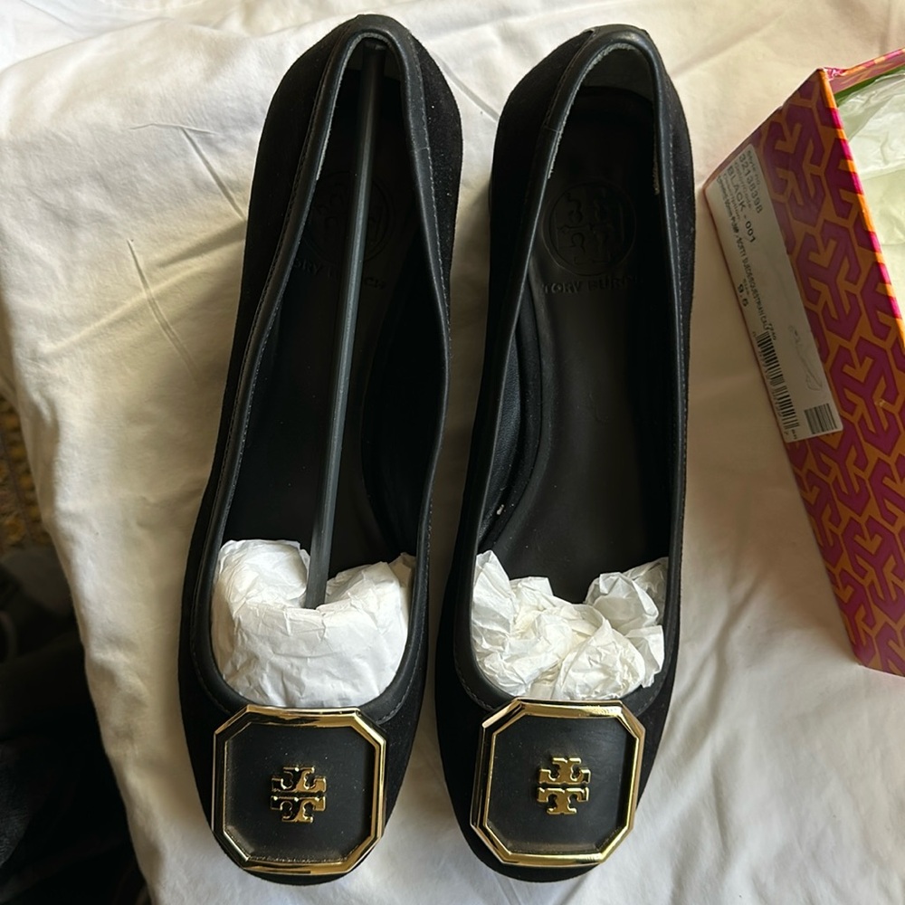 Tory Butch, 9.5, Black suede pump,